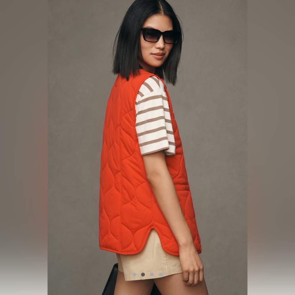 Quilted Tie-Front Sleeveless Vest in Vibrant Red - Picture 2 of 6